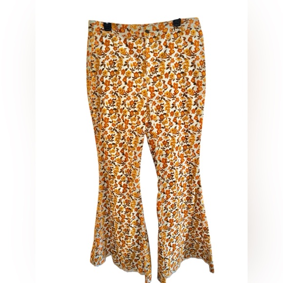 Versona Pants - Versona “Lainey Wilson Inspired” Floral Micro Corduroy Bell Bottoms, Size 16L